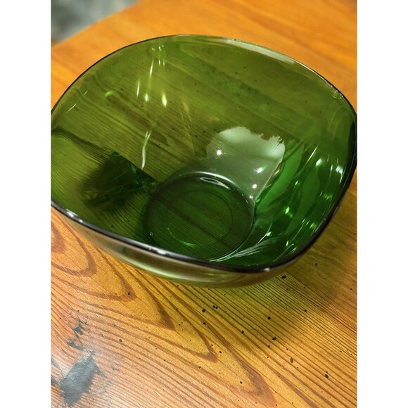 Vintage Vereco France ~Emerald Green Glass Serving/Salad Bowl ~Tempered Glass - Picture 9 of 10